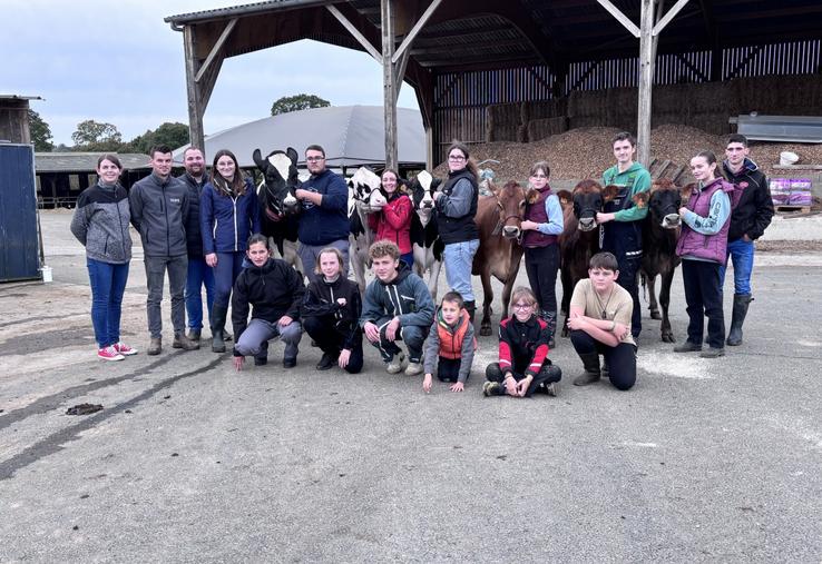 Les jeunes de la Manche et du Calvados ont été formés le 18 octobre dernier à la présentation d'animaux pour les concours. C'était en vue de la compétition prévue à Alençon, annulée la veille pour raison sanitaire.