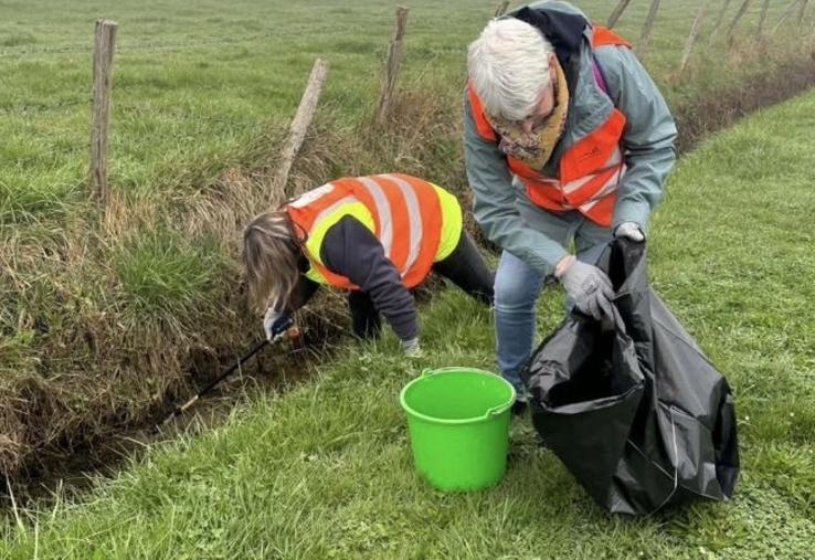 70 bénévoles ont ramassé les déchets à Banville le 7 mars.