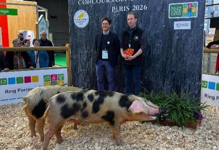 Jerry Georges et Anita terminent en troisième position du concours des Porcs de Bayeux 2026.