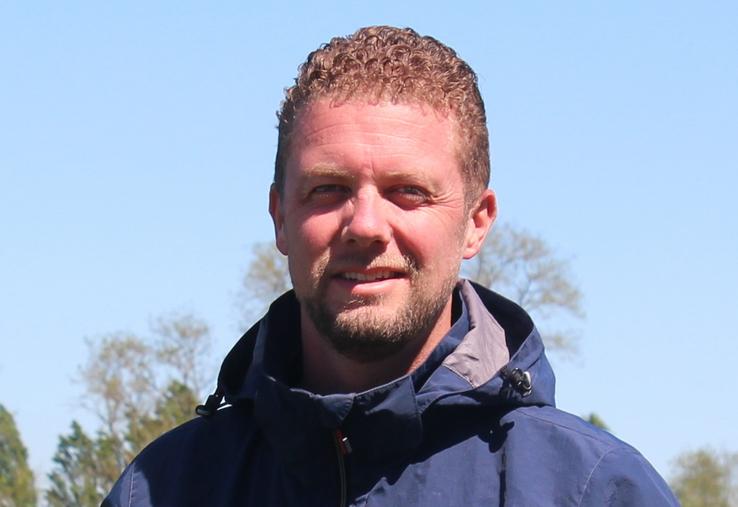 Grégory Bariller est conseiller agronome indépendant au sein de l'association Res'Agro, qu'il a co-crée avec d'autres collègues agronomes. Il est également producteur de céréales à Semallé.