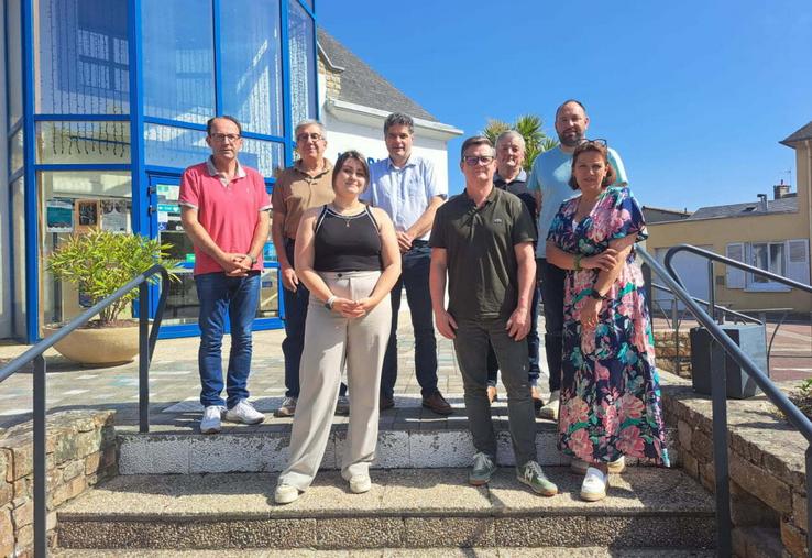 Les équipes de Thierry Hulmer, président de Planet'élevage et du maire de Lessay, Hervé de Vanssay, se sont retrouvées pour préparer la prochaine édition de la Foire de Lessay.