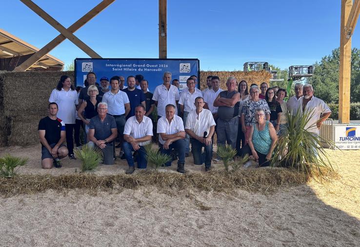 Les éleveurs manchois de Blonde d'Aquitaine ont su se mobiliser pour organiser le concours interrégional il y a près de deux mois à Saint-Hilaire-du-Harcouët.