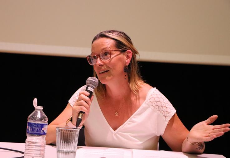 "On peut vite s'isoler. J'ai eu besoin de retrouver un lien social, c'est pourquoi je suis rentrée dans le groupe Agricultur'elles à Vire", explique Céline Juhel.