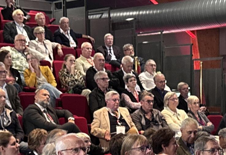 En octobre 2025, certains élus assistaient à leur dernier congrès des maires. Certains ayant décidé de ne pas se représenter et d'autres n'ayant pas été réélus. (archive)