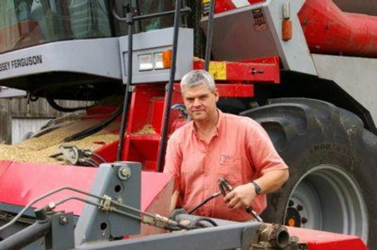 Bertin George (président de la commission “Céréales” de la FDSEA du Calvados) : “la moisson, qui n’est pas encore achevée, a été hachée. Nous avons constamment été arrêtés par de petites pluies. Ce qui a généré un stress supplémentaire”.