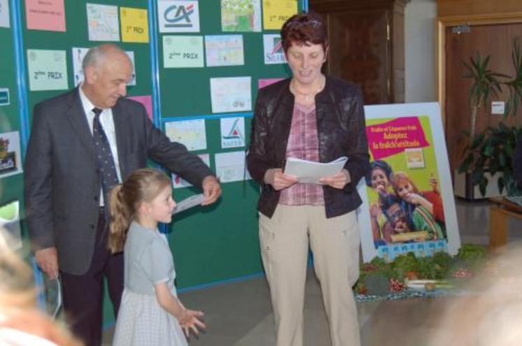 Remise des prix aux conseil général de la Manche