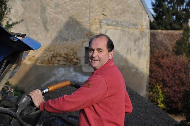 “C’est le changement de carburant qui dicte le nettoyage de cuve car le fioul et le GNR n’ont pas la même constitution. Il existe souvent un dépôt de sédiments liés à l’usage permanent du fioul depuis de nombreuses années”, commente Didier Loiseau.