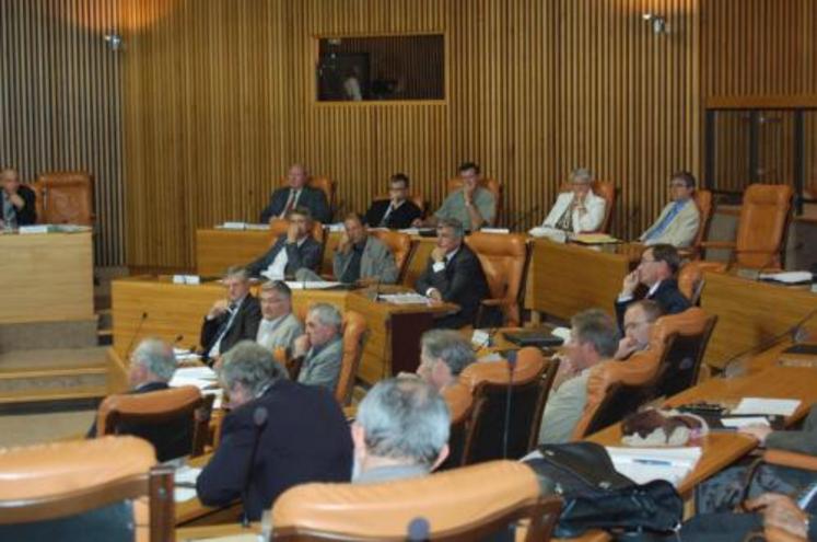 L’ouverture de la session a été consacrée aux problèmes de l’agriculture.