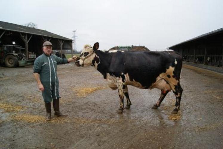 “Titane” présentée par l’earl Tourainne sera à Paris, une première pour cet élevage de Rémilly sur Lozon.