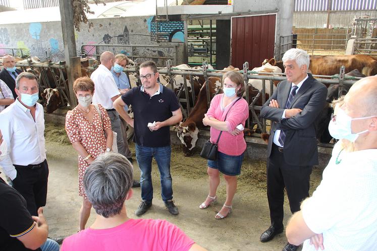 FERME DES GLYCINES 50