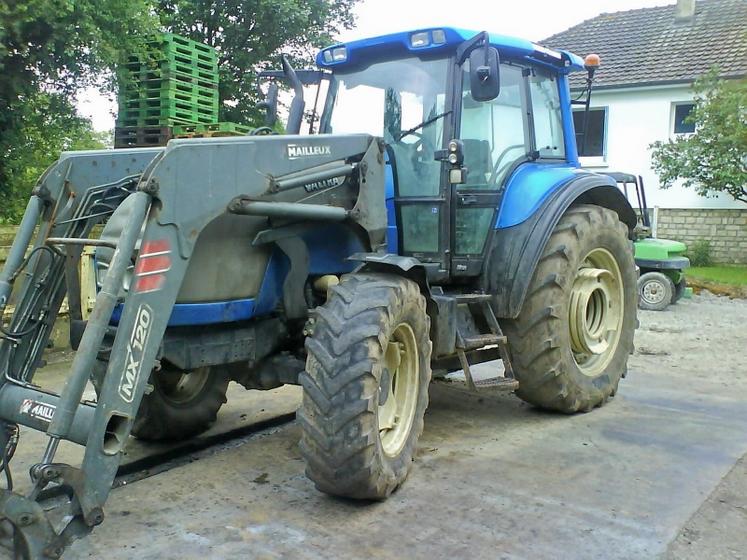 Valtra N120 + MX120 - 2004 4.200h (36.500€)