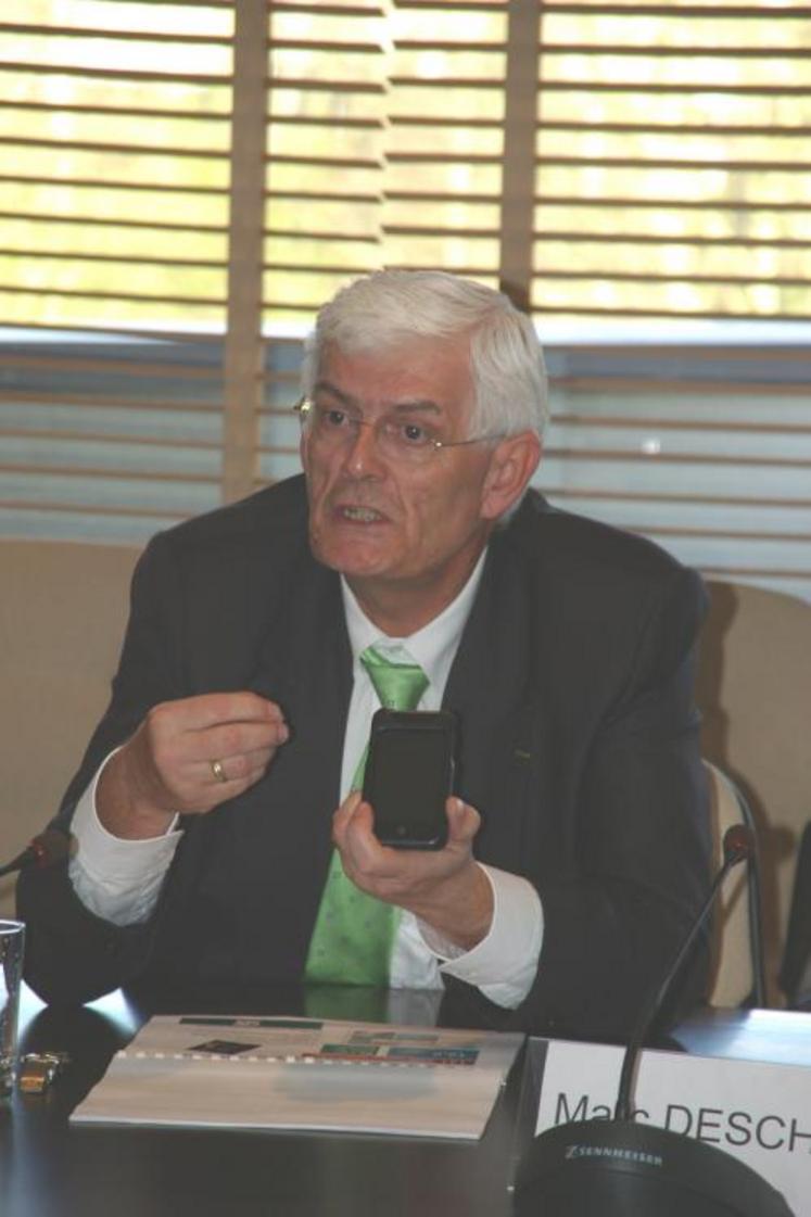 La banque par écran confirme sa progression avec 12,6 millions de connexions internet.