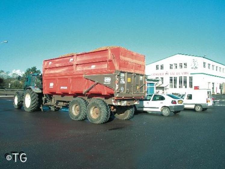 Les cidreries Val-de-Vire à Condé-sur-Vire (50) et Dujardin à Cahagnes (14) sont officiellement à vendre. Y aura-t-il un repreneur sachant que les industriels depuis plus de 20 ans, les uns après les autres, ont abandonné le secteur? “Oui” pense sans doute l’Autorité de la concurrence.