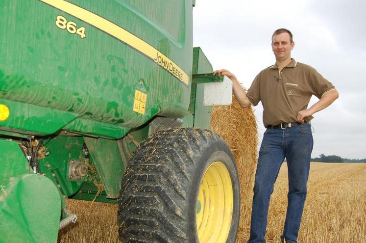 John Deere a choisi un entrepreneur des Ardennes pour piloter la machine.  (photo DR)