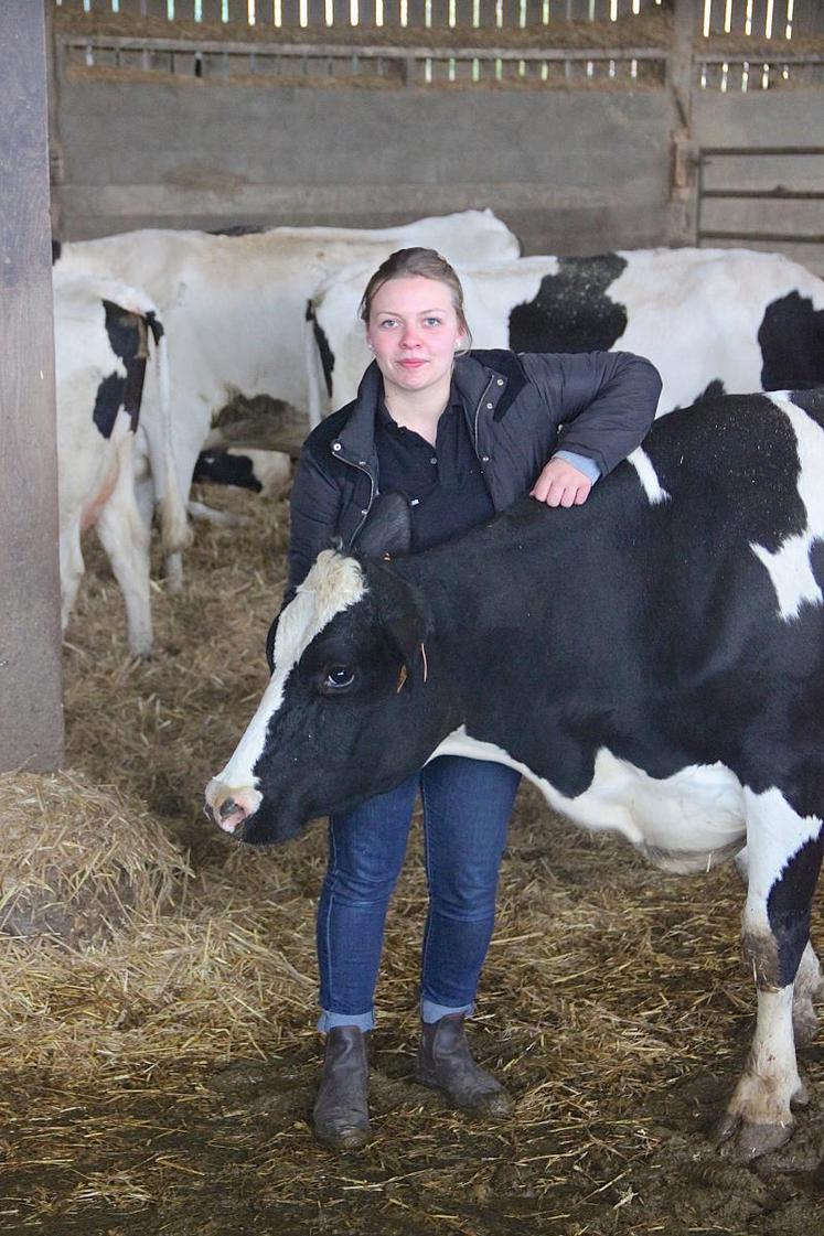 "Mon but en publiant la vidéo était donc de montrer tout l'amour qu'il y a dans cette profession, notamment entre les animaux et les producteurs. Les personnes devraient garder cela en tête", souligne Chloé Masson.