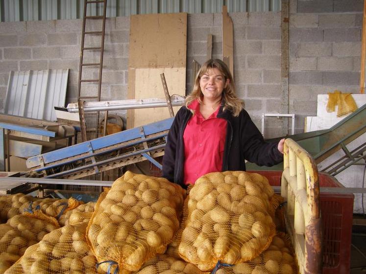 Le projet de Séverine Deschacht consistait à reprendre une cinquantaine d’hectares comprenant 4 ha de pommes de terre, écoulés en vente directe.