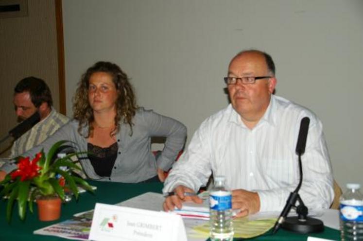 Manuella Belliard et Jean Grimbert (respectivement vice-présidente et président de l’ADASEA de l’Orne) : “tout ceci pourra fonctionnner si les financements à l’installation ne s’arrêtent pas”.