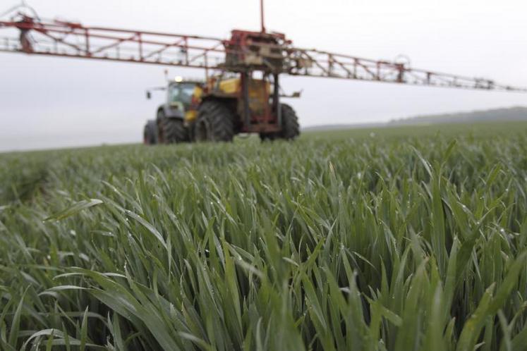 Le matériel sera testé en conditions réelles avec de l’eau à la place de la bouillie de produits phytosanitaires.(JC.Gutner)