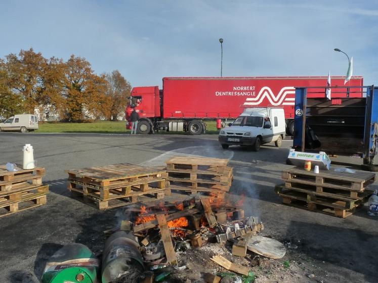 A Magny-le-Désert jeudi après-midi