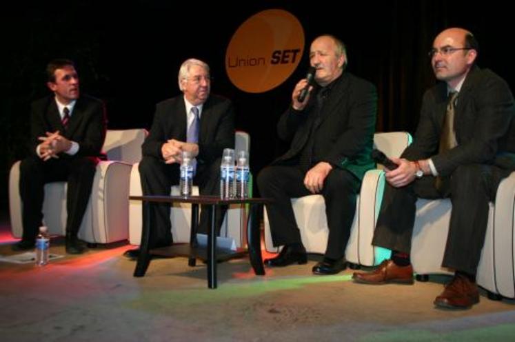 Jean-Marie Meulle, directeur, et Gilbert Herpe, président d'Agrial, ont participé à la table ronde concluant l'assemblée générale d'Union Set.