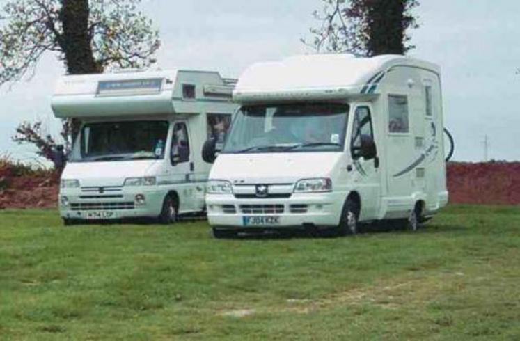 De plus en plus de camping-caristes sont séduits par une étape à la ferme.