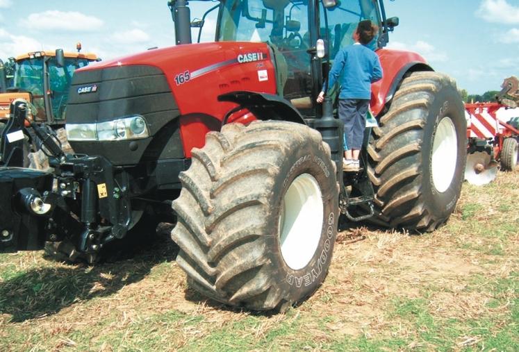 Feux de signalisation pour les tracteurs : quelles obligations ?