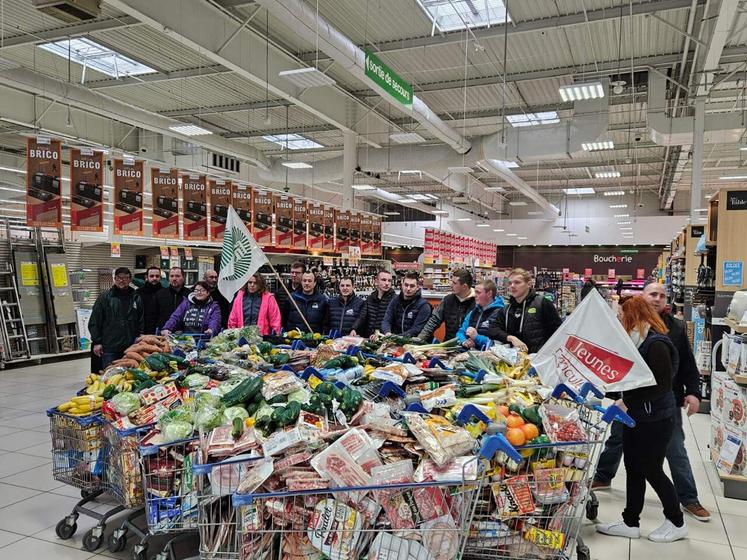 Torigny-les-Villes. Quand la cloche ouvrait le marché au beurre -  Saint-Lô.maville.com