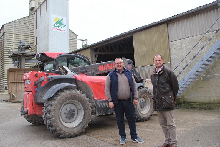 Erwan Binois (directeur) et Denis Cotreuil (président de la Coop de Bellême) : "soucieux du retour sur investissement, nous sommes obnubilés par la rentabilité économique des ateliers".