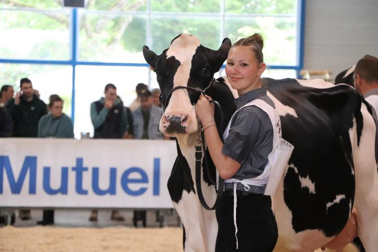 Milky Rice des Rives d'Or a également remporté le titre de réserve grande championne. La SCEA est installée près des Rives d'Andaine.