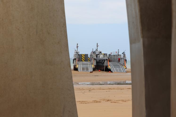 Il y a 80 ans, dix nations ont débarqué sur les côtes normandes. Parmi elles, 73 000 soldats britanniques, 55 000 soldats américains, 21 000 soldats canadiens et 177 Français. En ce 6 juin 2024, le monde les remercie.