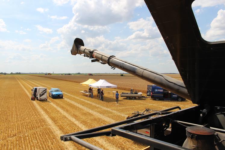 Sur la moissonneuse batteuse CR11, présentée par New Holland, 90 % des pièces sont inédites.