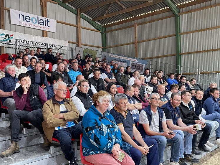 C'est dans le cadre de la Vente PMS à Pré-en-Pail (53) que l'assemblée générale de l'OS Normande a eu lieu début juillet.