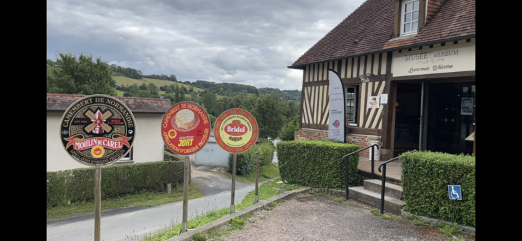 Le musée se tient dans une ferme normande du 18e siècle.