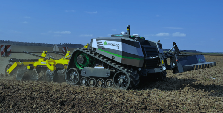 Le robot autonome AgBot en avant-première. Il sera en démonstration sur le terrain les 10 septembre dans l'Eure, 11 septembre dans le Calvados et 12 septembre dans la Manche.