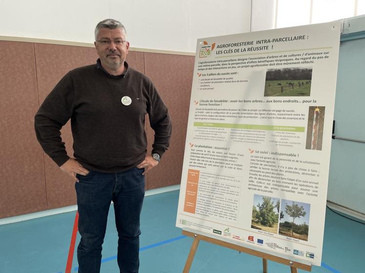 Yann Pivain, chargé de mission agroforesterie et biodiversité à la Chambre d'agriculture de Normandie.