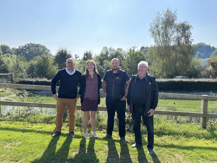 De gauche à droite, membres de la Fédération des chasseurs de la Manche : David Guérin, directeur ; Fabienne Fleury, assistante de direction ; Dany Frigot, rapporteur commission communication et Gérard Bamas, président.