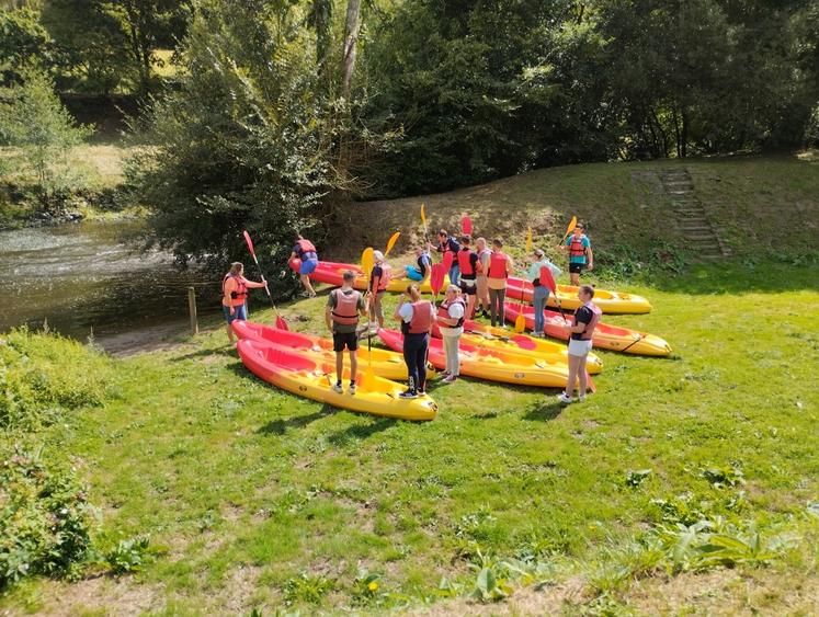 La deuxième partie de journée s'est déroulée à la base de loisirs de Condé-sur-Vire.