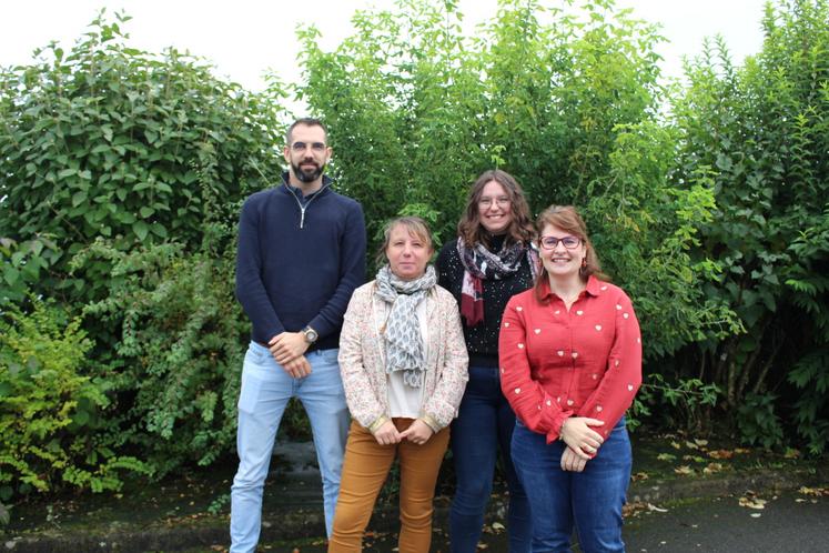 Gwendal Broc, conseiller d'entreprise ; Magalie Denaunay, assistante, Élodie Sebert, conseillère d'entreprise et Hélène Pedreira, responsable d'équipe.