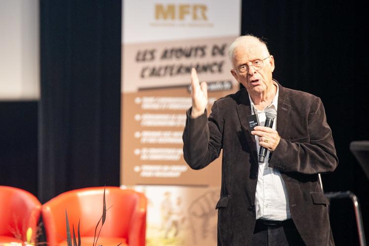 Bruno Parmentier est intervenu pour parler des perspectives agricoles en Normandie, en France et dans le monde.