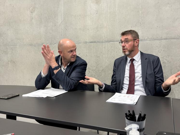 Fabrice Lemazurier, président de Saint-Lô Agglo, et Laurent Pien, vice-président en charge de l'urbanisme, ont mis au vote le PLUi qui va régir le développement du territoire les 15 prochaines années.