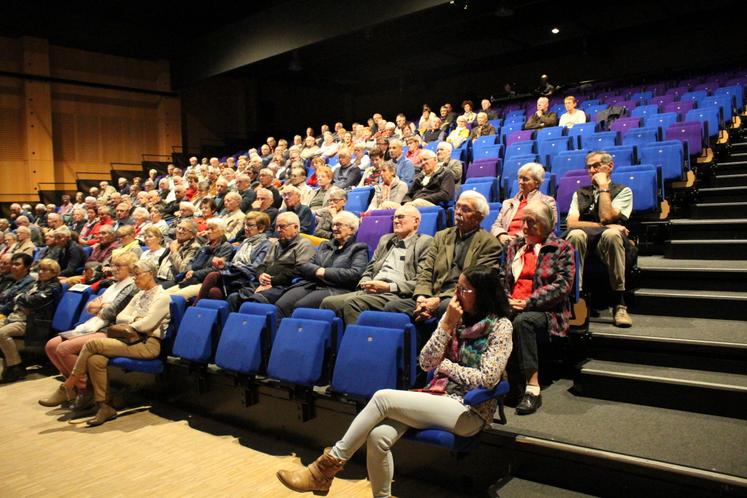 L'an dernier, la section des anciens avait suivi un débat sur l'agriculture de demain.