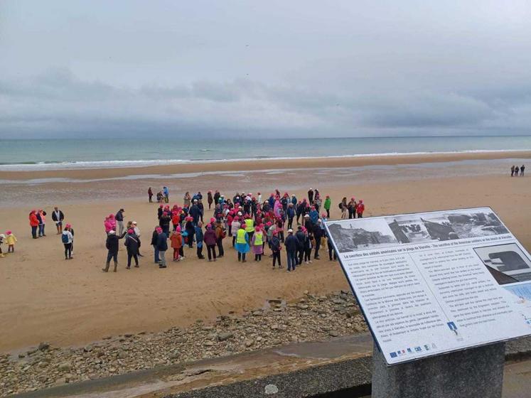 Comme en 2023, les participant(e)s se sont retrouvé(e)s au petit matin, dimanche 6 octobre, sur la plage d'Omaha beach.