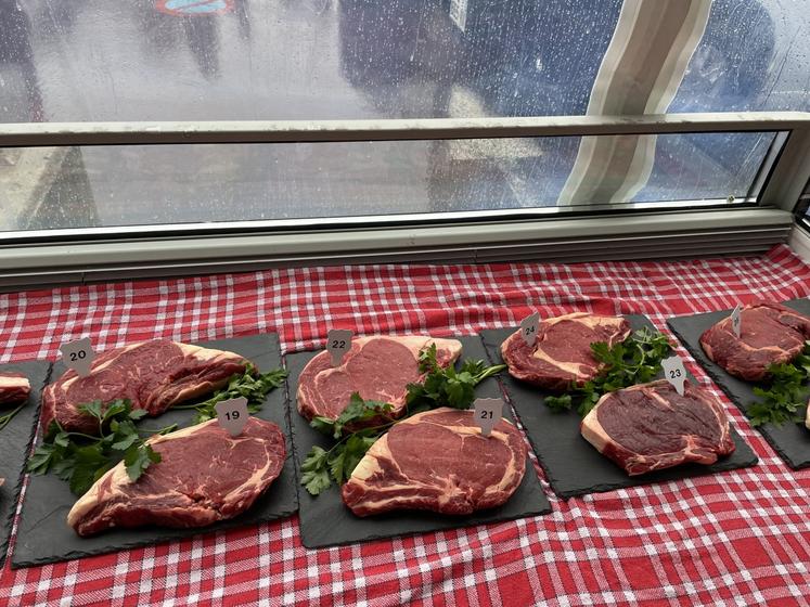 Si dans le même espace, des jurés dégusteront une entrecôte ou d'autres un burger, Interbev Normandie parlera d'une passion commune autour de la viande.