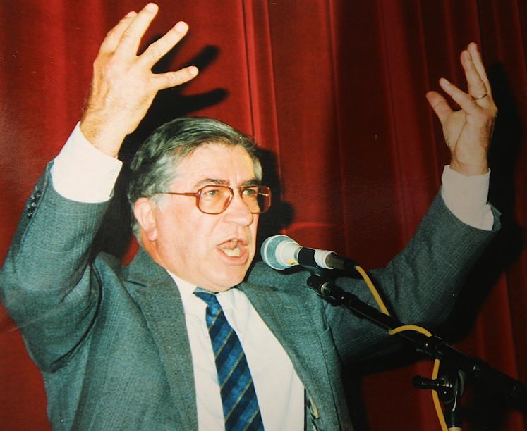 Raymond Lacombe (président de la FNSEA de 1986 à 1992) et sa femme Marie-Thérèse ont profondément œuvré pour la Ferme Aveyronnaise.