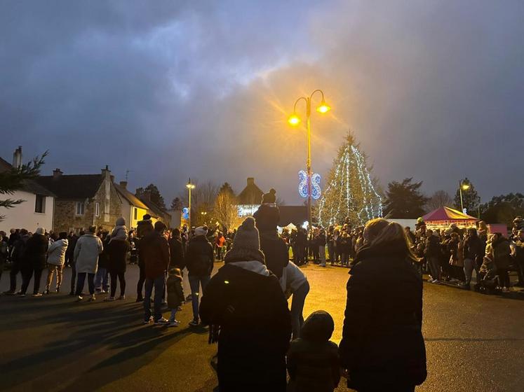 Le public était au rendez-vous avec plus de 1 000 personnes le long du parcours.