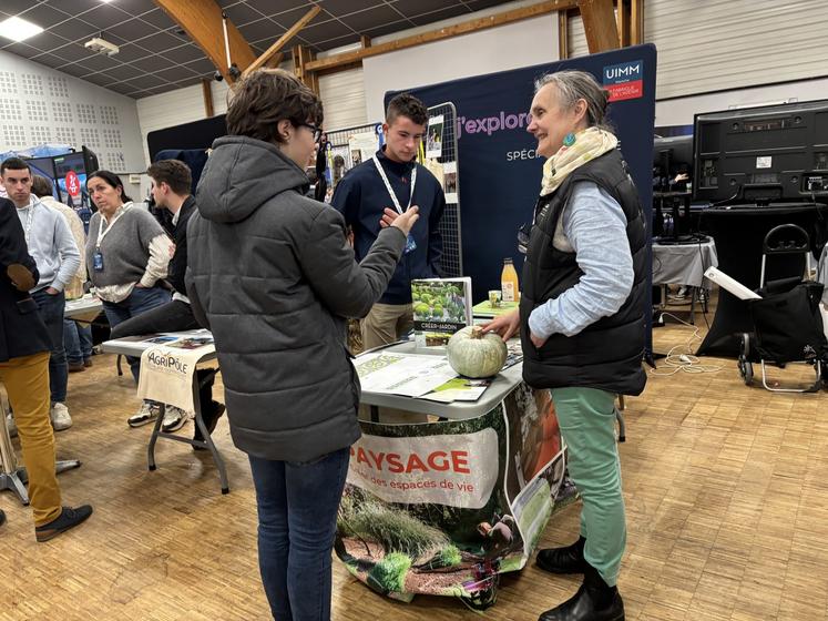 Au lycée agricole de Coutances, l'agriculture, l'horticulture ou encore le paysage sont des filières qui attirent les jeunes.