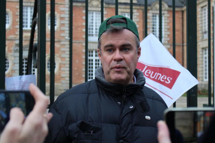 Sylvain Delye a insisté : "Ils dealent de la mort tandis que nous produisons la vie."