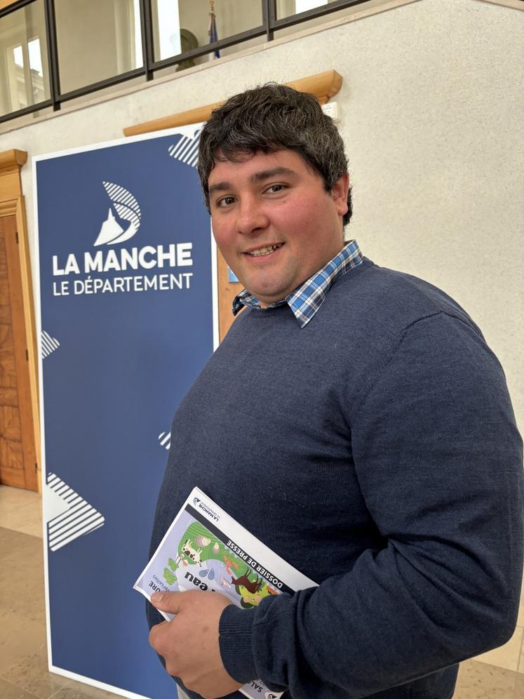 Valentin Dudouit, candidat à l'Amour est dans le Pré, sera en dédicace sur le stand de la Manche jeudi 27 février.