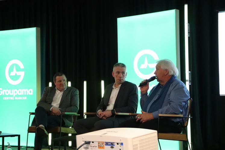 Les invités de la table ronde de la Fédération du Calvados de Groupama, de gauche à droite : Mathieu Fleury, président de Biocombustibles ; Alban Raffray, président du Sdrec ; Bruno François, conseiller départemental.