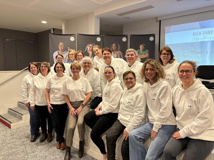 Réunies autour d'un projet mettant en valeur leurs parcours, les agricultrices de la section féminine de la FDSEA de la Manche, présidée par Florence Goron, sont fières de leur métier, leur parcours et leur engagement.